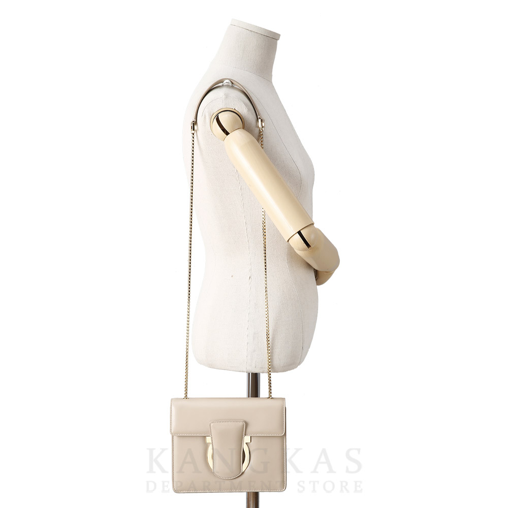 FERRAGAMO(USED)페레가모 간치니 체인 크로스백